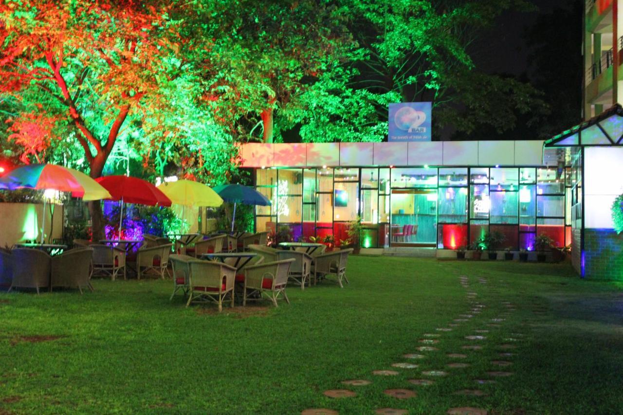 Gardeenia Comfortes Suites-Fully Vaccinated Staff Bangalore Exterior foto